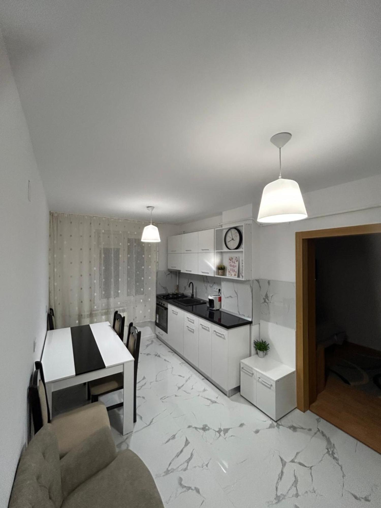 Apartament Central Râmnicu Vâlcea Exterior foto